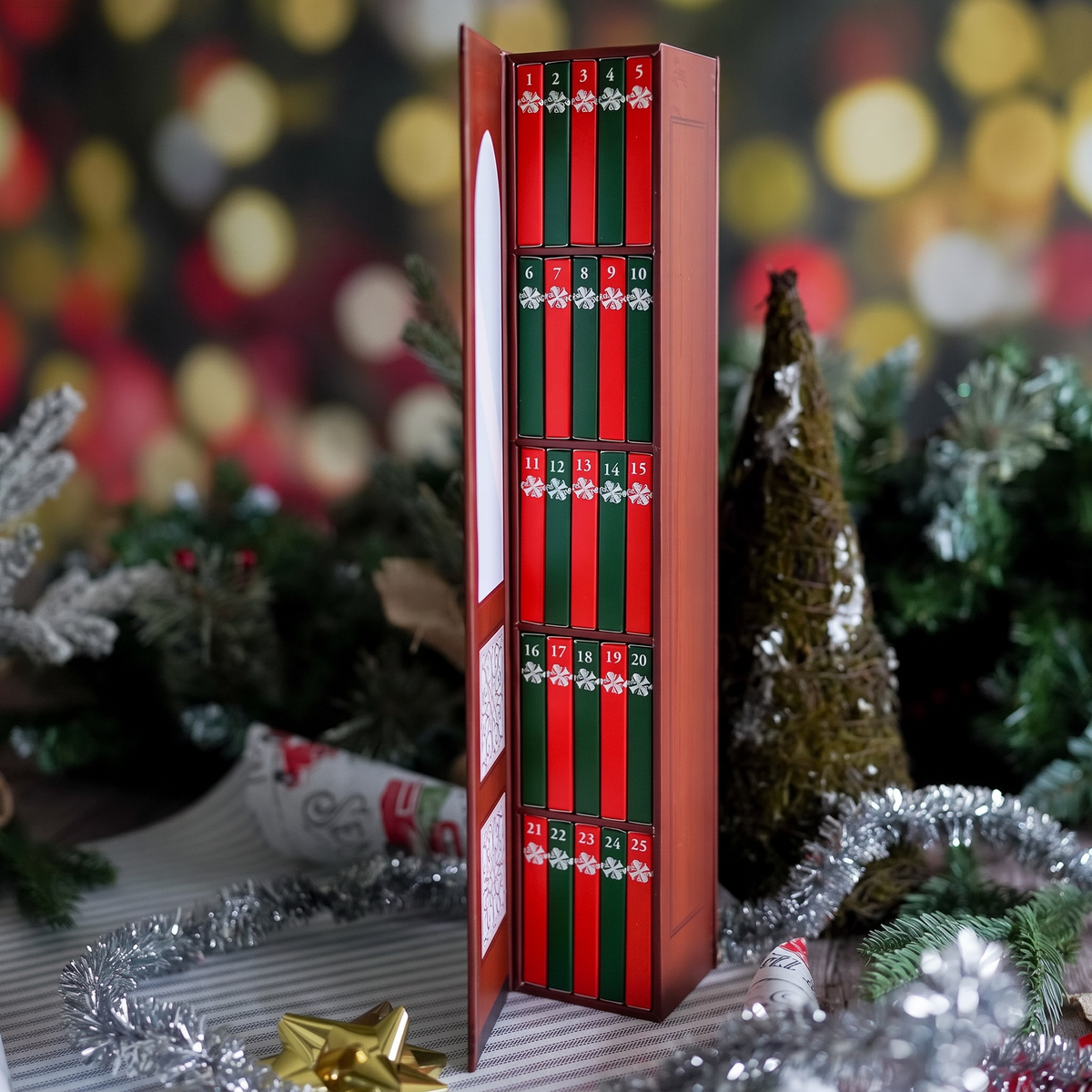 Miniature Book Advent Calendar with 25 Literary Classics