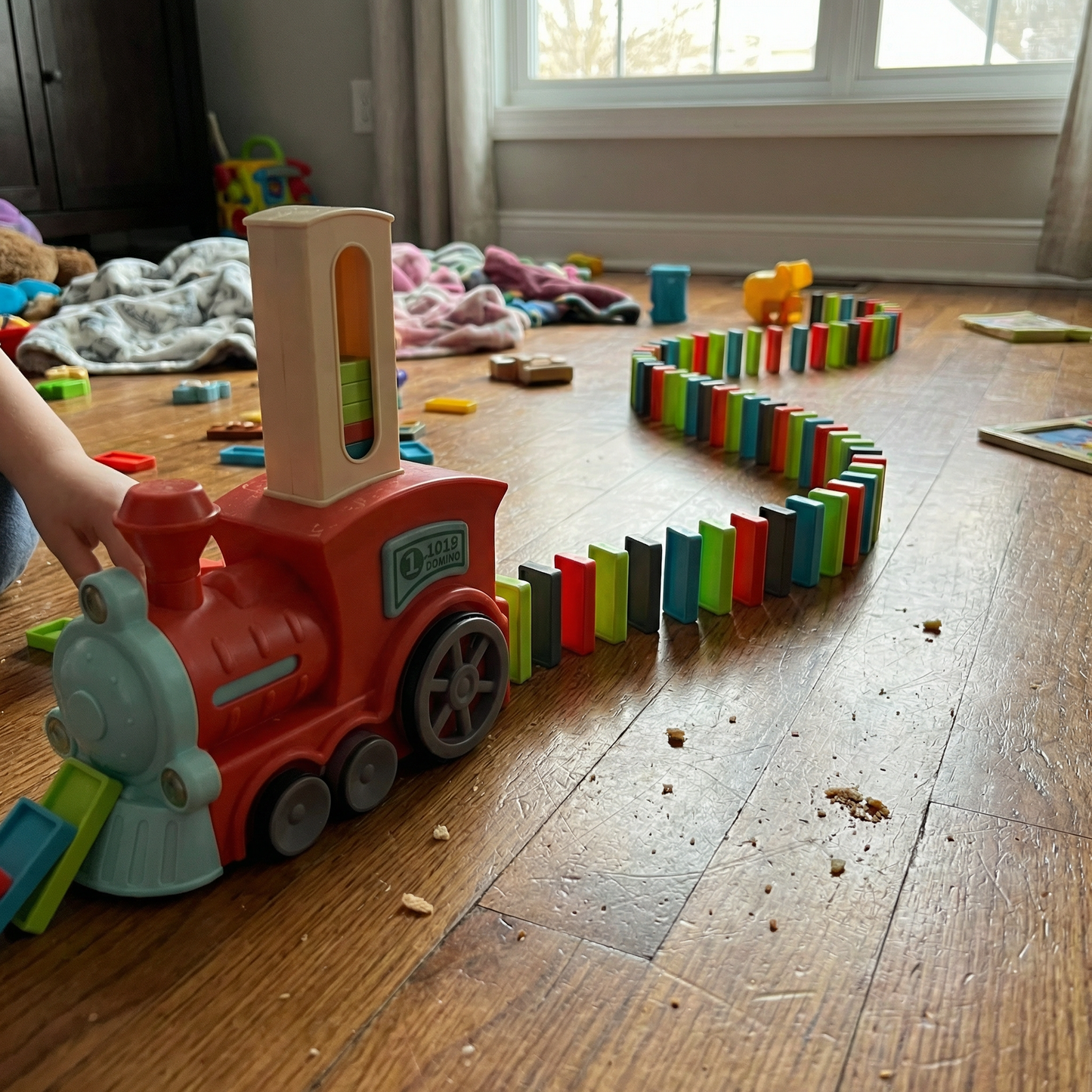 Automatic Domino Train for Kids