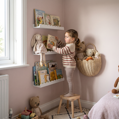 Scalloped Wooden Nursery Shelf